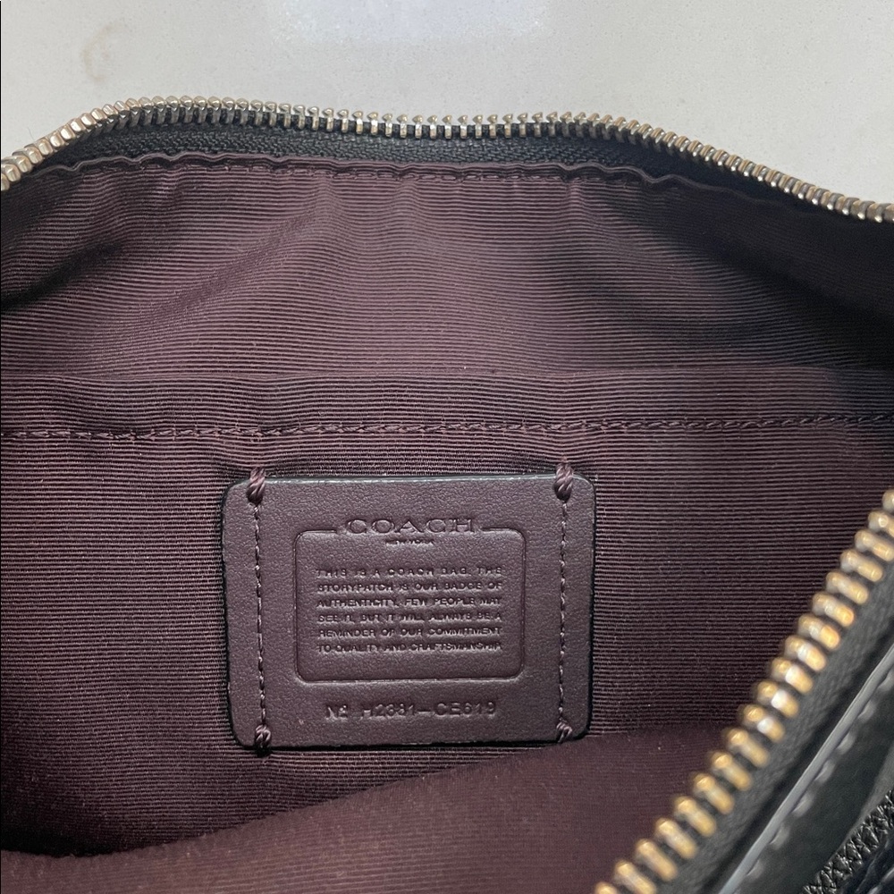 Coach Black Leather Shoulder Bag - Picture 5 of 6
